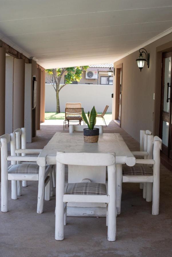 Micasa Sucasa Guesthouse Lephalale Esterno foto